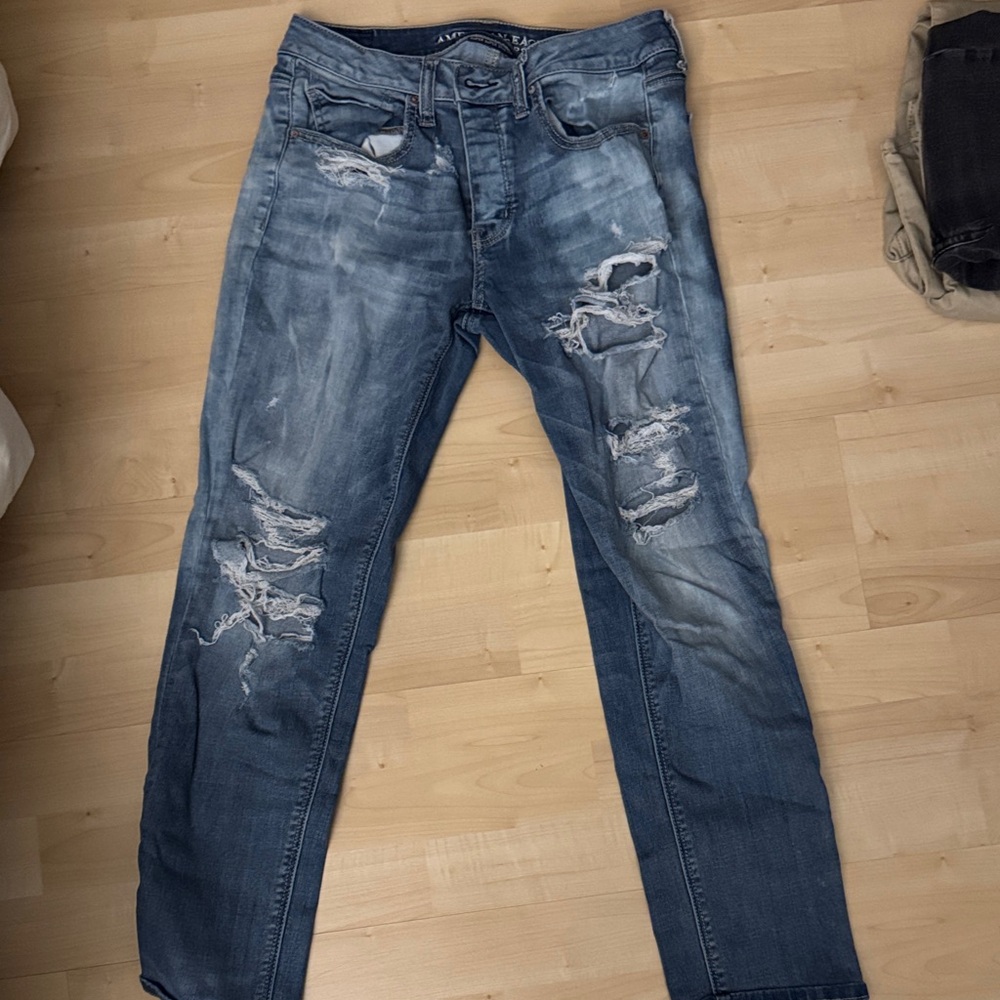 Super Super Stretch Distressed Blue Jeans